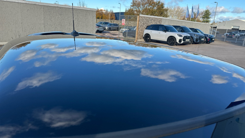 MINI Hatchback 2.0 John Cooper Works 3dr Auto [Comfort/Nav Pack] Petrol Hatchback